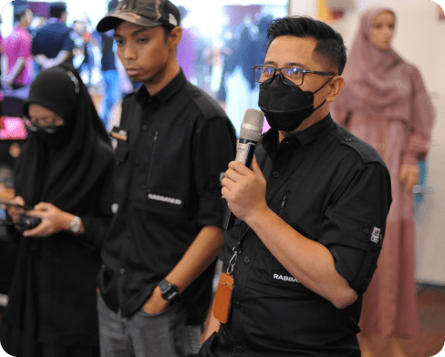 Tim Rabbani berbicara di acara